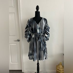 Bar III Navy Pattern Dress with Ruffle Sleeves